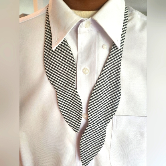 Black and White Gingham Bow Tie - Picture 1 of 1